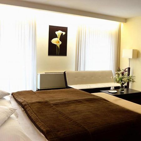 Hotel Astory פלזן מראה חיצוני תמונה