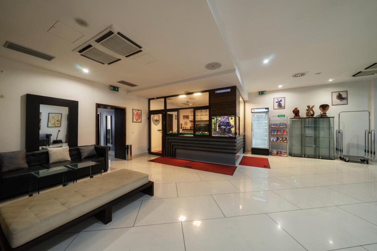 Hotel Astory פלזן מראה חיצוני תמונה