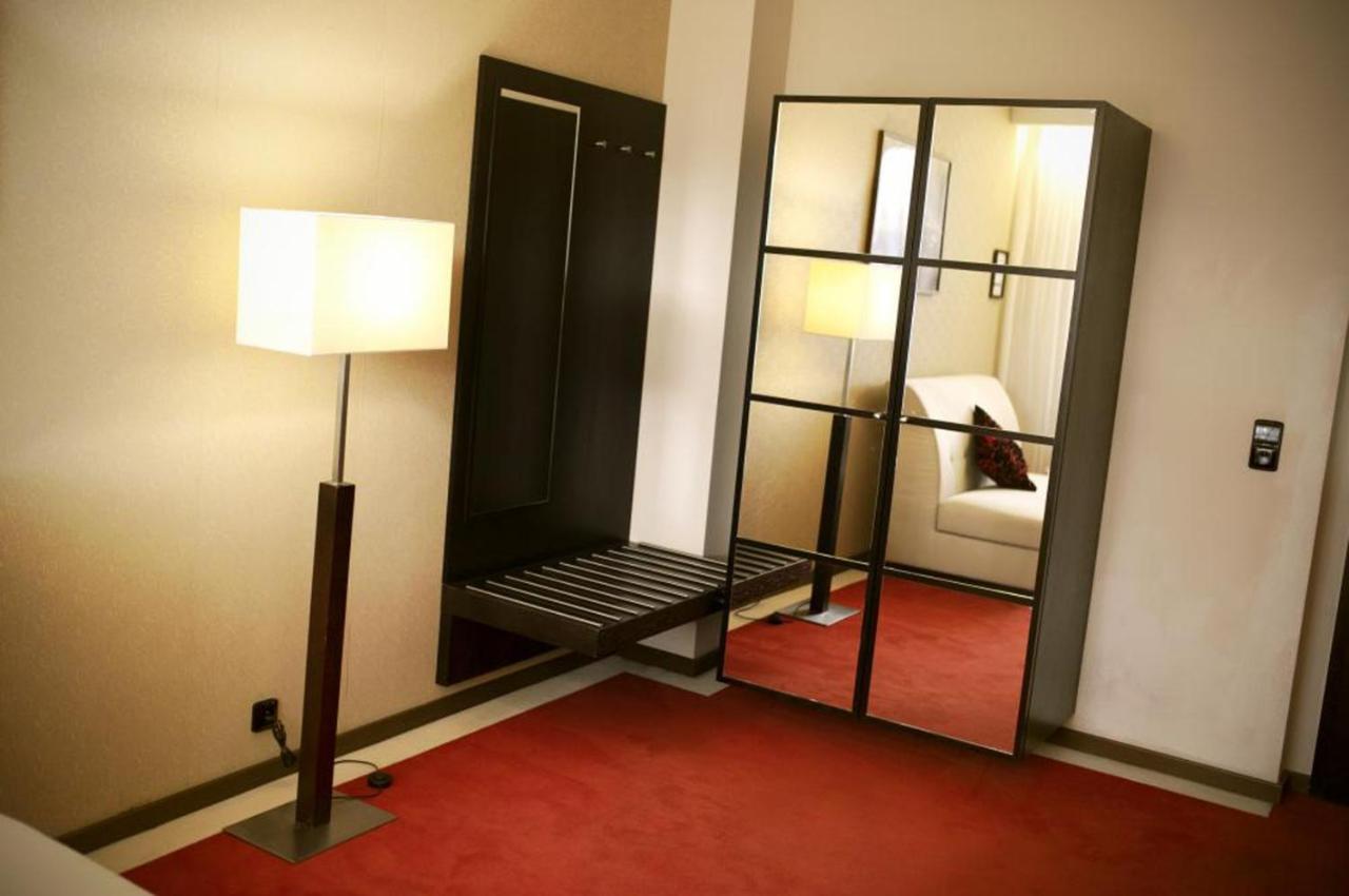 Hotel Astory פלזן מראה חיצוני תמונה