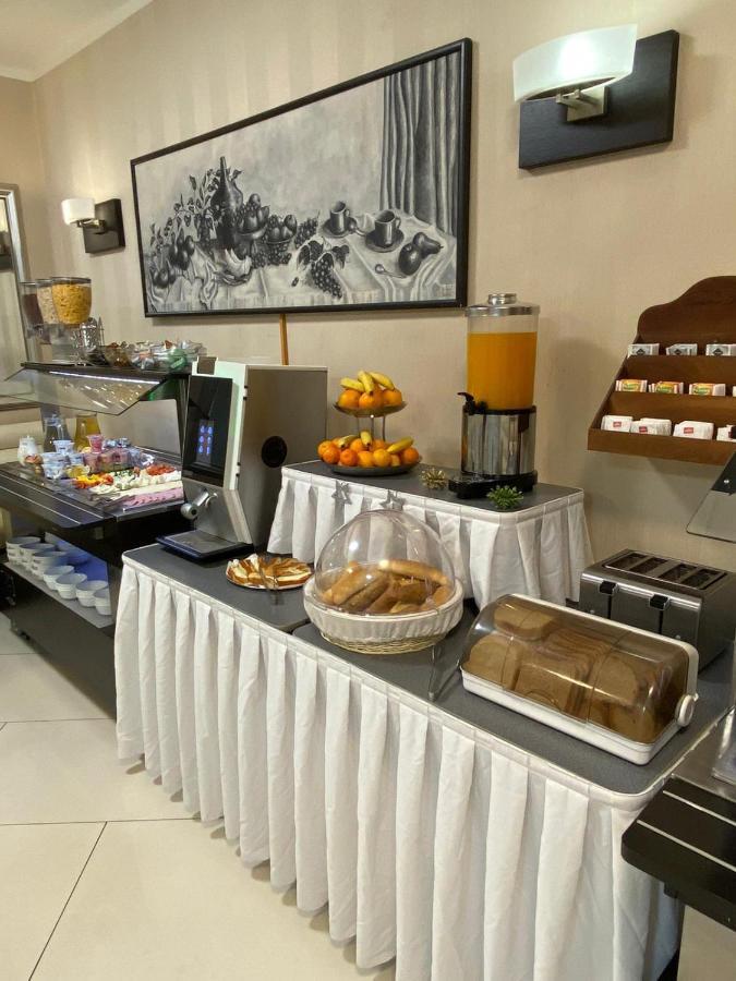 Hotel Astory פלזן מראה חיצוני תמונה