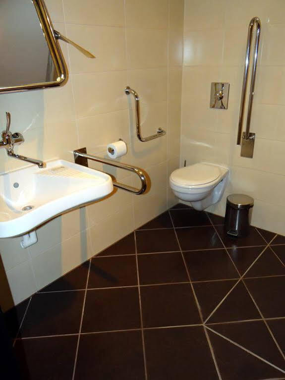 Hotel Astory פלזן מראה חיצוני תמונה